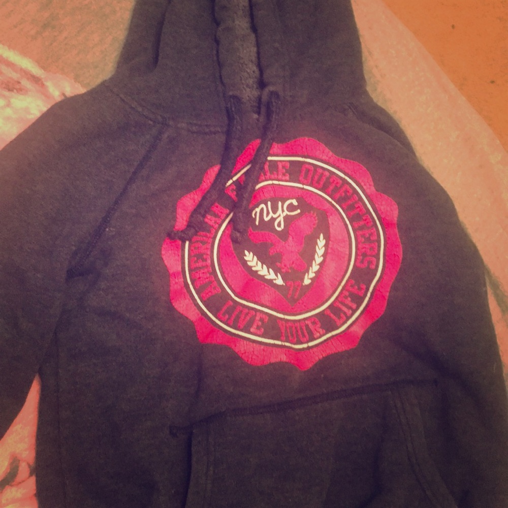 This is a x small American sweatshirt